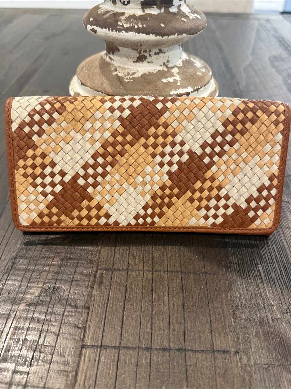 Women’s Wallet Woven Brown Leather Geometric Checkered Pattern NWOT